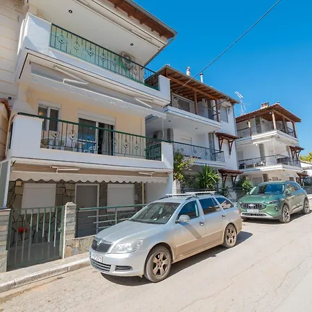 Minty By Rentalspro - Nea Halkidiki Apartment